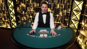 Ultimate Texas Hold'em £1